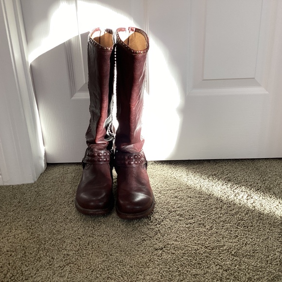 Frye boots size 8.5 - Picture 9 of 10